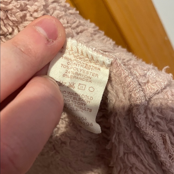 American Blues Hem & Thread Cozy Sherpa Jacket in Dusty Lilac - Picture 6 of 6